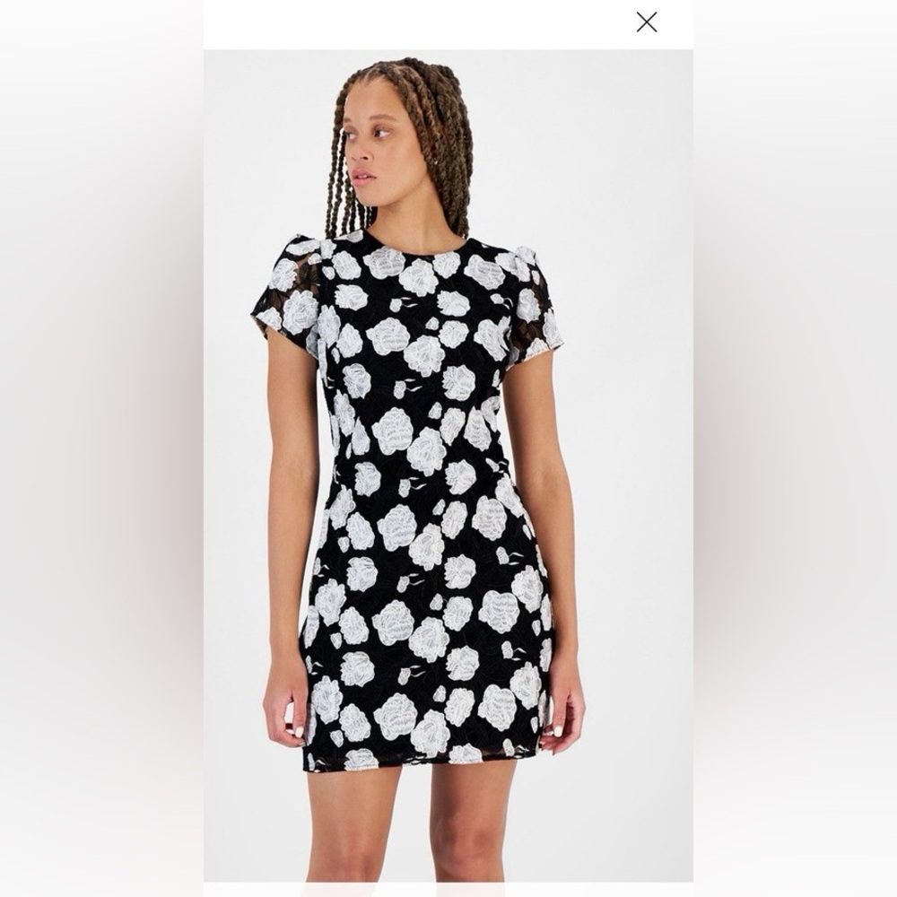 Sam Edelman Black & White Rose Embroidered Cap Sleeve Mini Dress Size 4